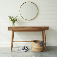 Load image into Gallery viewer, Ramberg Premium Entry Console (varnished)