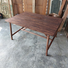 Load image into Gallery viewer, Petani Dining Table