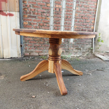 Load image into Gallery viewer, Velden Kopitiam Table