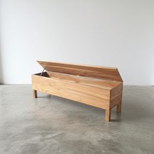 Load image into Gallery viewer, Noosa Box Bench (w. storage) (varnished)