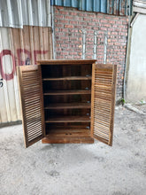 Load image into Gallery viewer, Rustic Shoe Rack Type 2