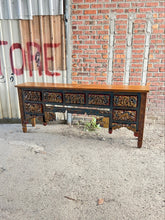 Load image into Gallery viewer, Ornate Entry Console (220cm)