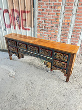 Load image into Gallery viewer, Ornate Entry Console (220cm)