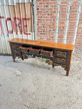 Load image into Gallery viewer, Ornate Entry Console (220cm)