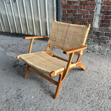 Load image into Gallery viewer, Bingin Lounger (with arm rest)