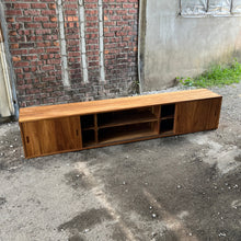 Load image into Gallery viewer, Bondi TV Console