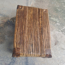 Load image into Gallery viewer, Rustic Bench/Stool