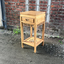 Load image into Gallery viewer, Oriental Pot Stand