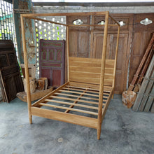 Load image into Gallery viewer, Ramberg Four Post Bed