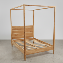 Load image into Gallery viewer, Ramberg Four Post Bed