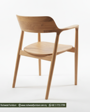 Load image into Gallery viewer, Grasshopper Chair