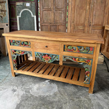 Load image into Gallery viewer, Ornate Entry Console (150cm) type 3