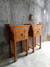 Load image into Gallery viewer, Oriental Entry Console/Altar (80cm)