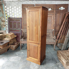 Load image into Gallery viewer, Velden Wardrobe