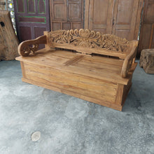 Load image into Gallery viewer, Javanese Daybed (w. storage)