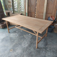 Load image into Gallery viewer, Petani Dining Table