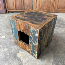 Load image into Gallery viewer, Boat Box Stool