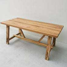 Load image into Gallery viewer, Bondi Dining Table
