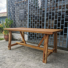 Load image into Gallery viewer, Bondi Dining Table