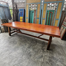 Load image into Gallery viewer, Bondi Dining Table
