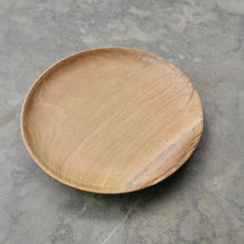 Load image into Gallery viewer, Round Teak Plate