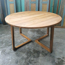 Load image into Gallery viewer, Ramberg Round Dining Table (4 legs)