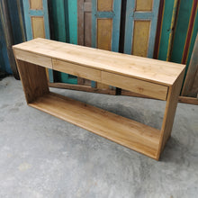 Load image into Gallery viewer, Ramberg Box Entry Console (Raw)