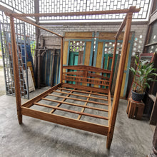 Load image into Gallery viewer, Velden Four Post Bed