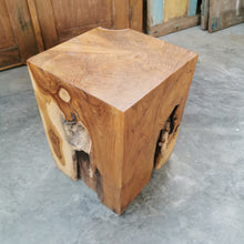 Load image into Gallery viewer, Square Log Stool/Plinth