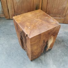 Load image into Gallery viewer, Square Log Stool/Plinth