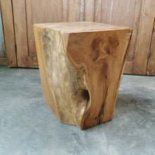 Load image into Gallery viewer, Square Log Stool/Plinth