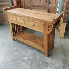 Load image into Gallery viewer, Ornate Entry Console (120cm) type 1