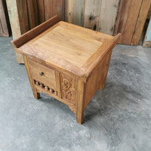 Load image into Gallery viewer, Rustic Bedside Table type 7