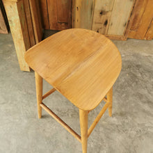 Load image into Gallery viewer, Classic Bar Stool (60-75cm)