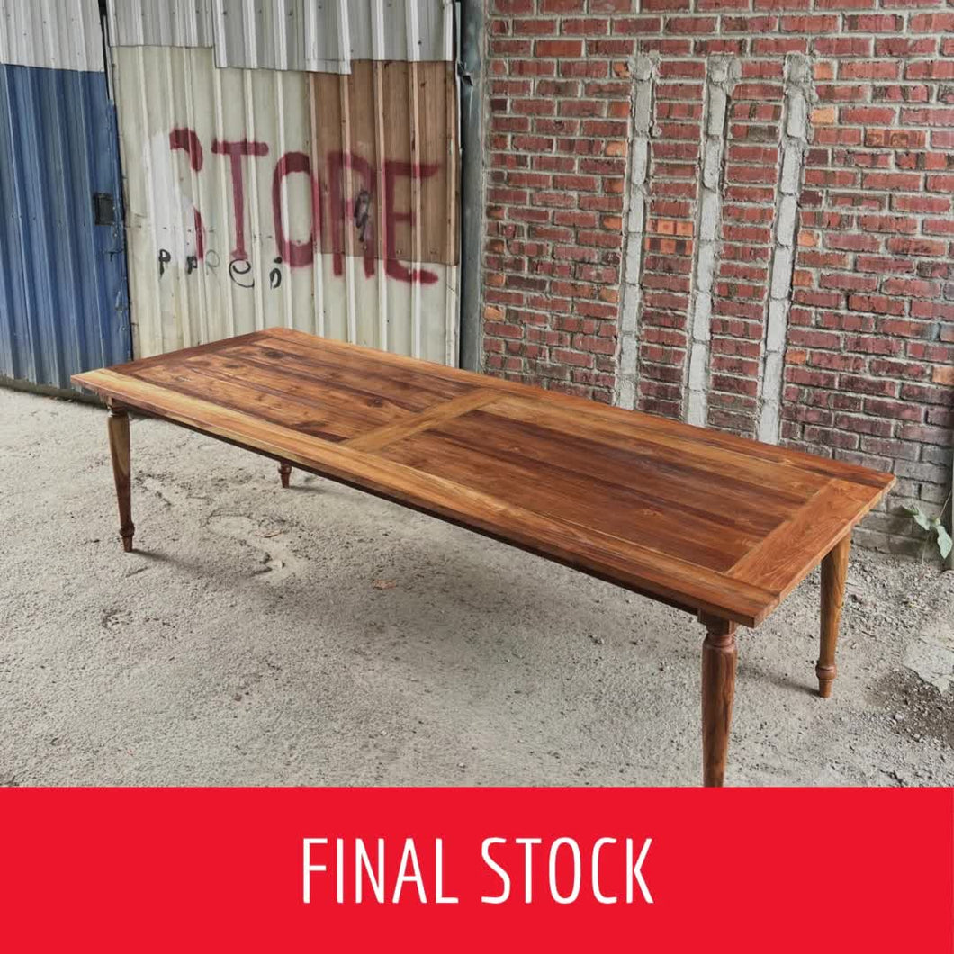 Brighton Dining Table - display unit (300cm)