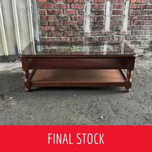 Load image into Gallery viewer, Coffee Table #1 - display unit
