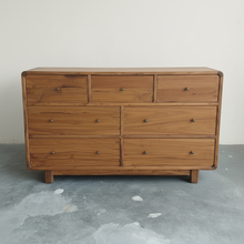 Load image into Gallery viewer, Rustic Dresser (160cm) Type 1
