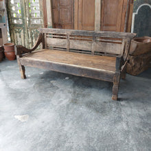 Load image into Gallery viewer, Vintage Daybed #3
