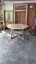 Load image into Gallery viewer, Ramberg Round Outdoor Table

