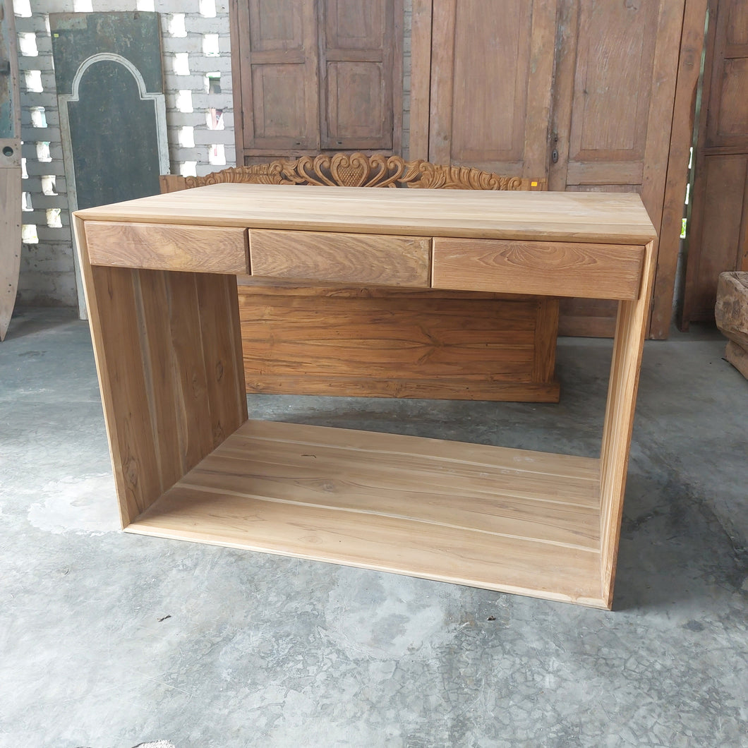 Ramberg XL Box Sideboard/Entry Console