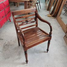 Load image into Gallery viewer, Vintage teak chair
