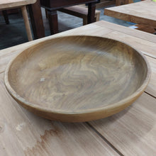 Load image into Gallery viewer, Salad Bowls (set of 3)
