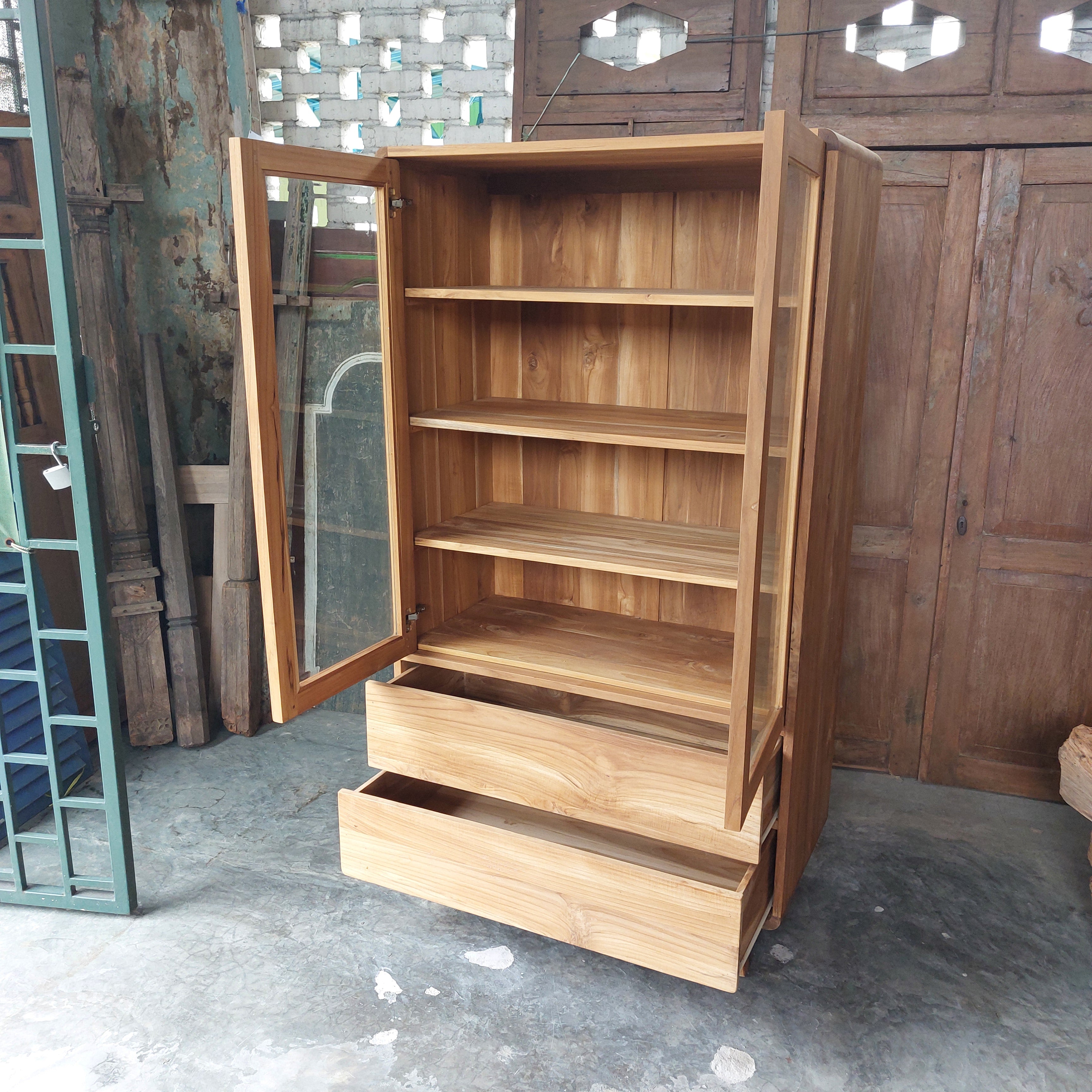 Copacabana Display Case