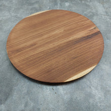 Load image into Gallery viewer, Pizza Plate
