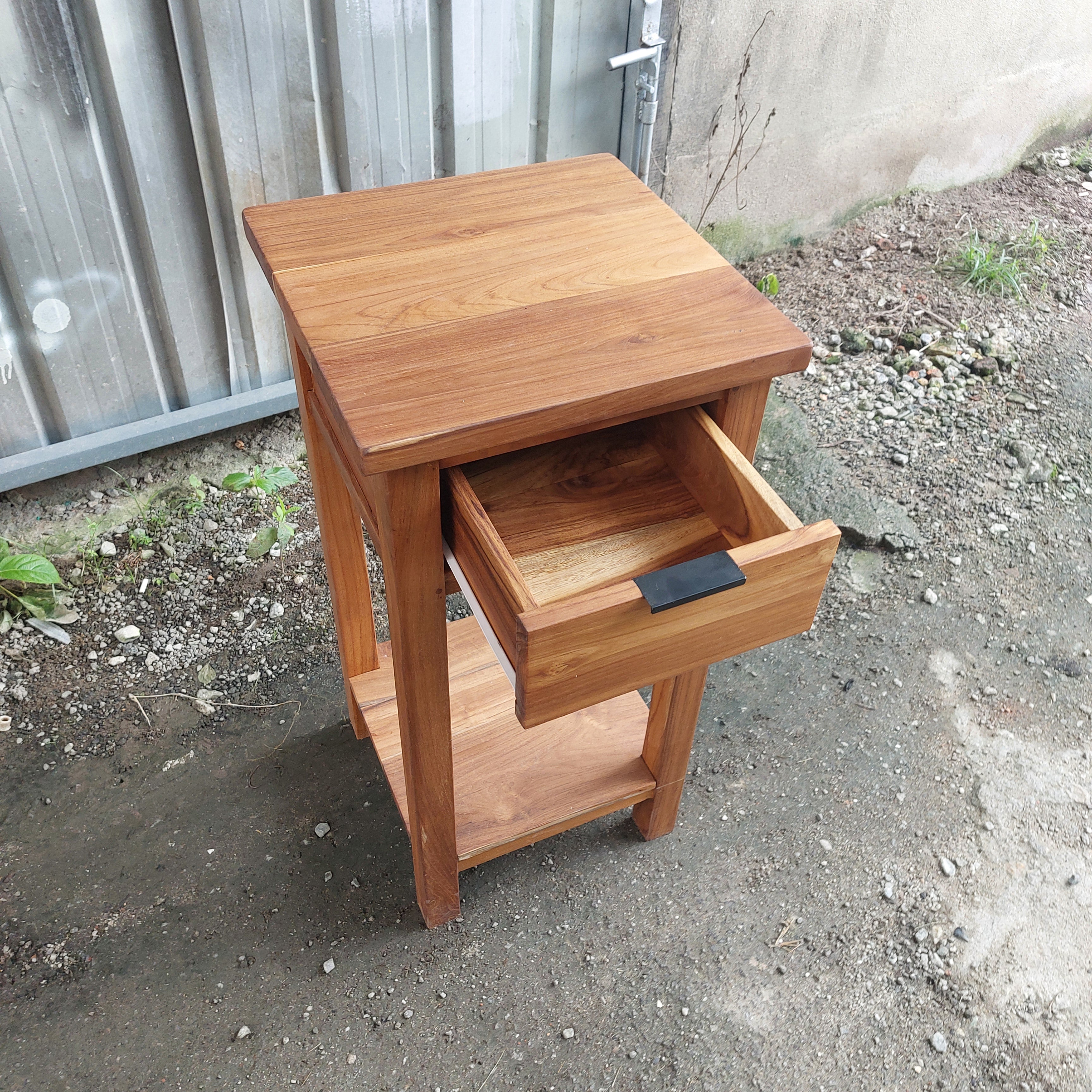 Tall Pot Stand (w. drawer)