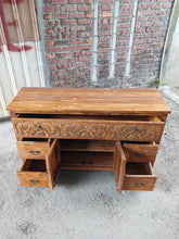 Load image into Gallery viewer, Ornate Entry Console (140cm) Type 2
