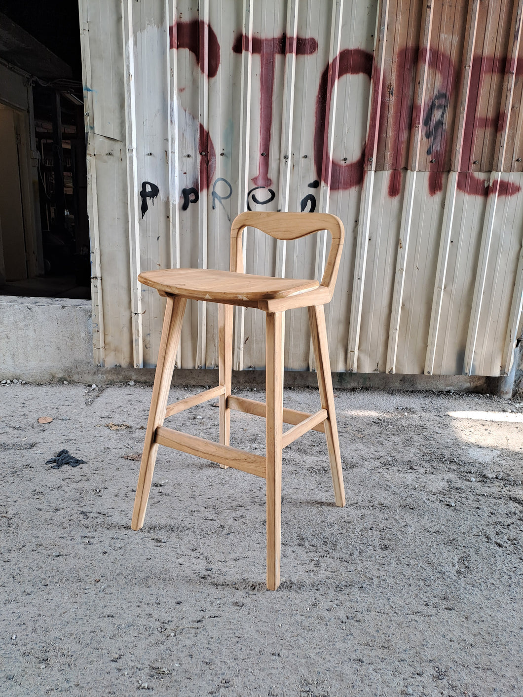 Extra Low Back Bar Stool