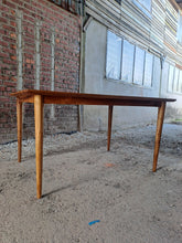 Load image into Gallery viewer, Ramberg Dining Table - display unit (150cm, Smooth)
