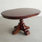 Extendable Round/Oval Dining Table