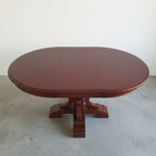 Extendable Round/Oval Dining Table